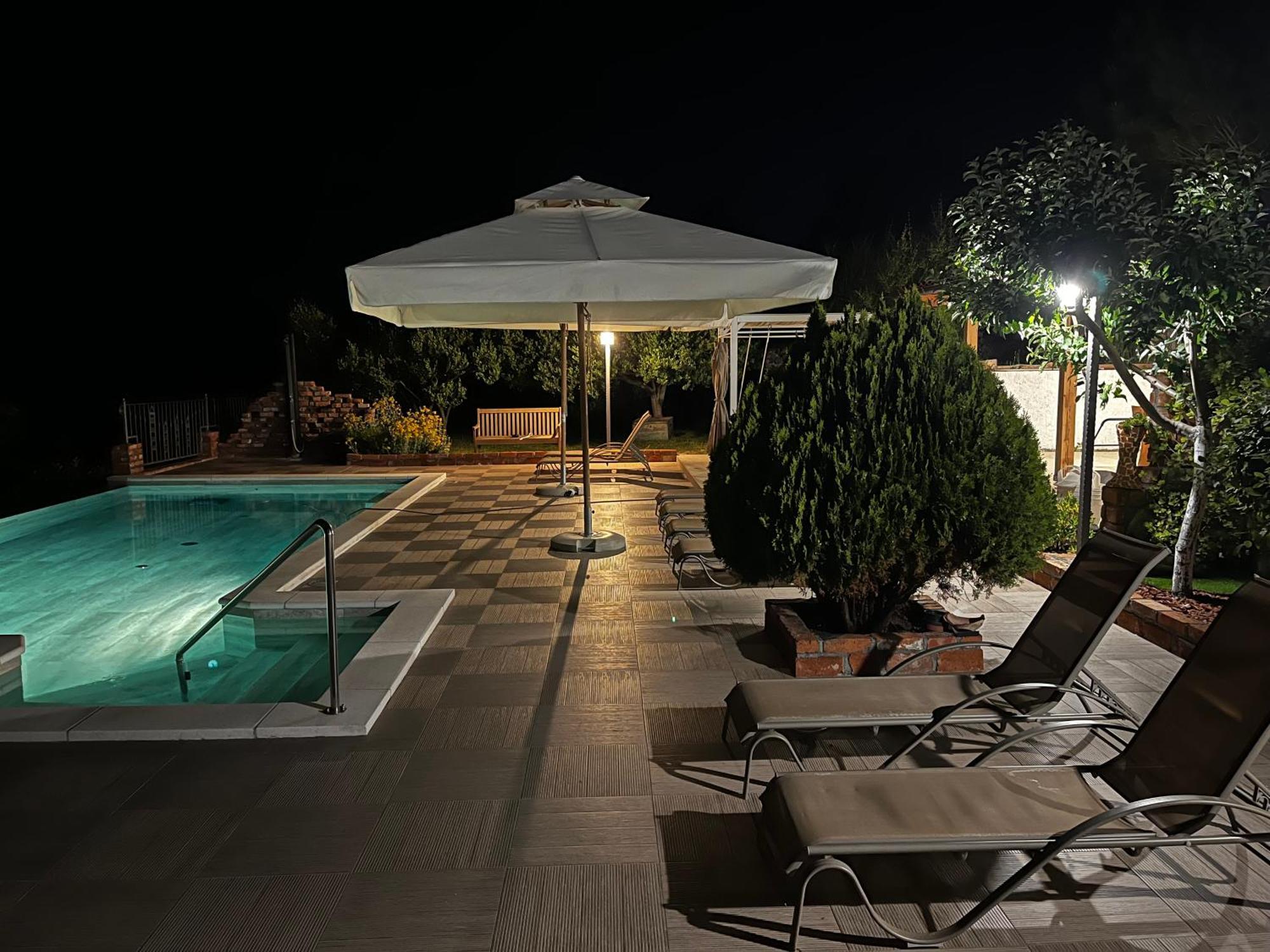 Villa Lidia Mundanije Exterior foto